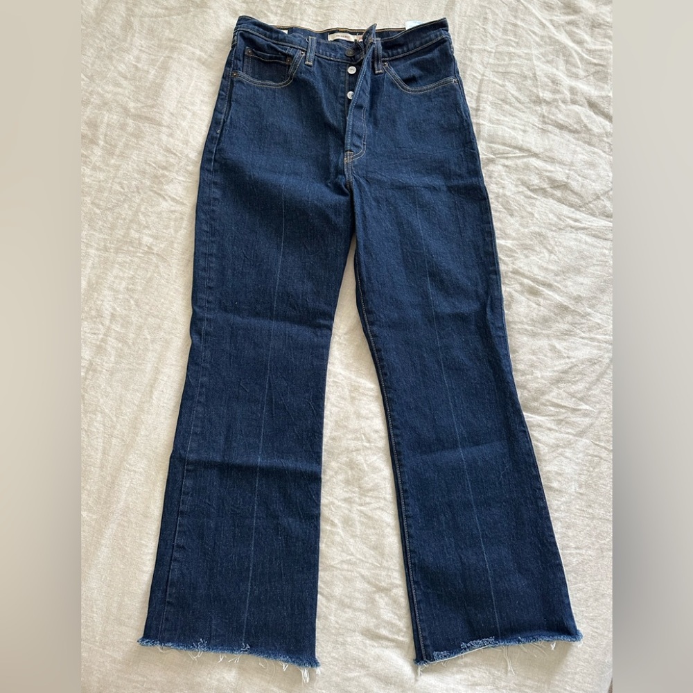 Levi’s Premium Ribcage Boot (Size 29) Like NEW!